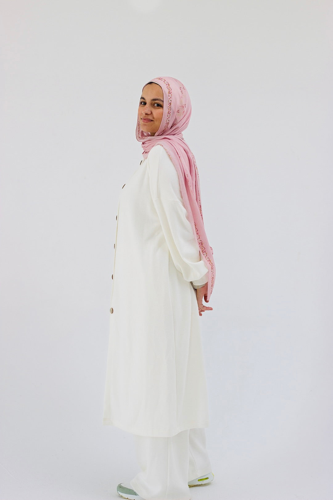 Calma Set In White
